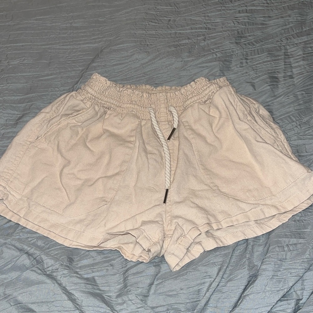Women’s Light pink “Love Tree” shorts